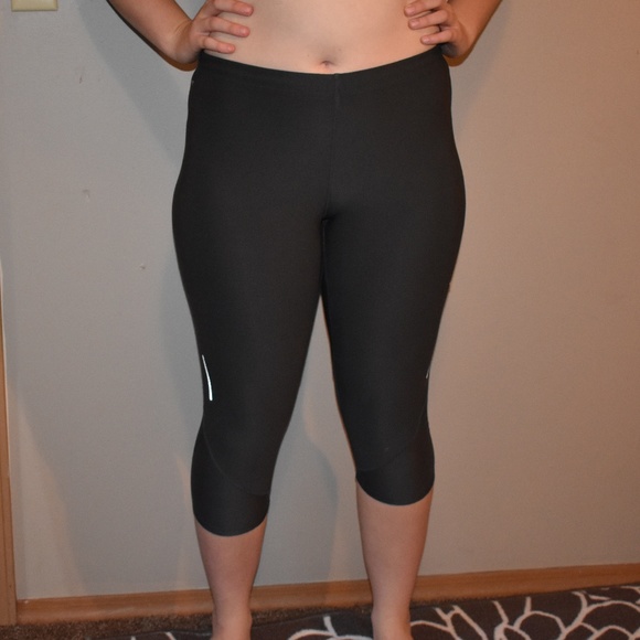 nike dri fit capris rn 56323